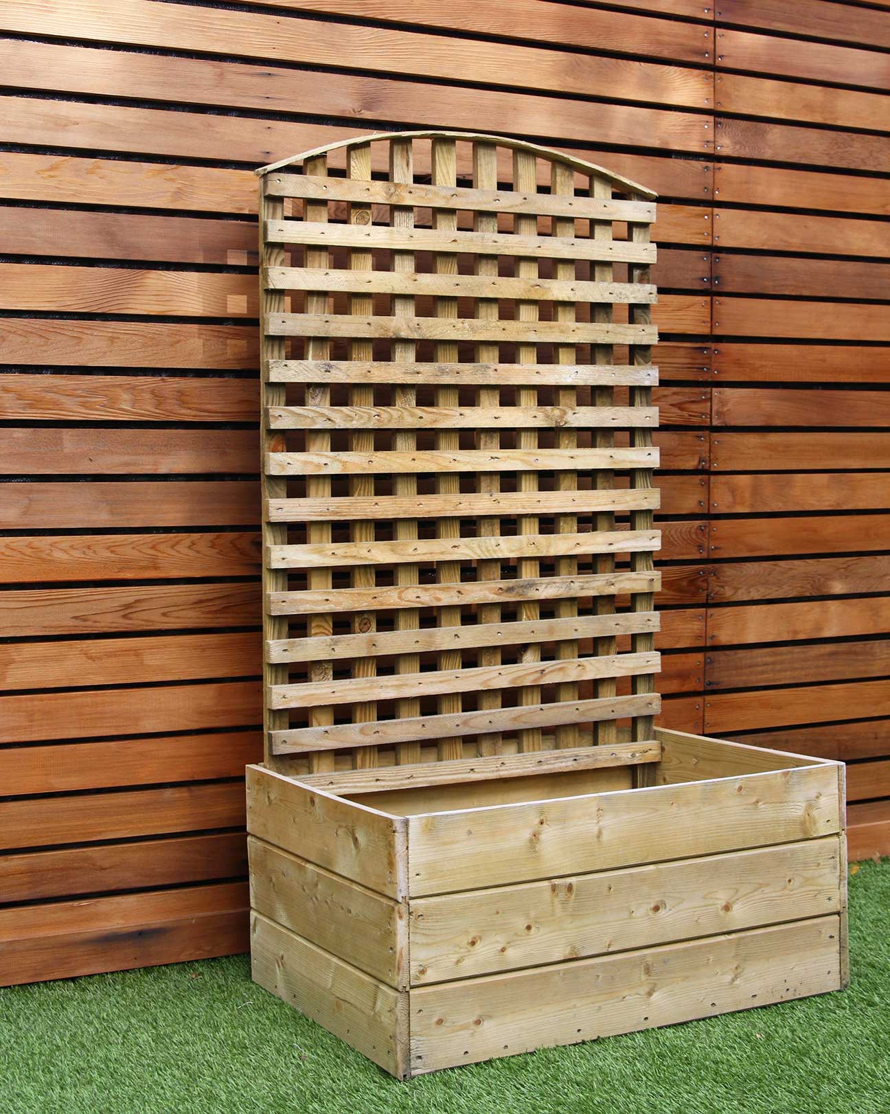 Planter Box with Arched Trellis